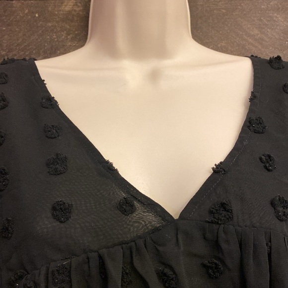 Black Swiss Dot Babydoll Blouse – Size Large 🖤 - Picture 4 of 12